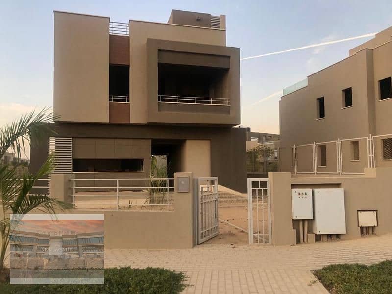 Standalone Villa delivered for sale in Palm Hills 5