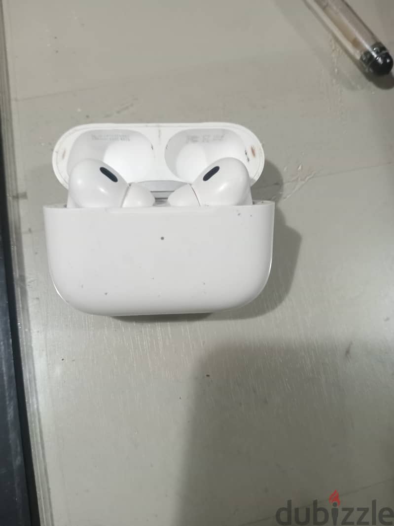 سماعه air pods الجيل التانى مستعمله 0