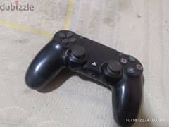 دراع playstation 4  استعمال خفيف 0