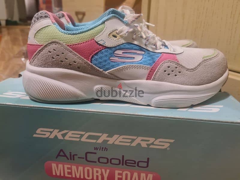 Skechers 1