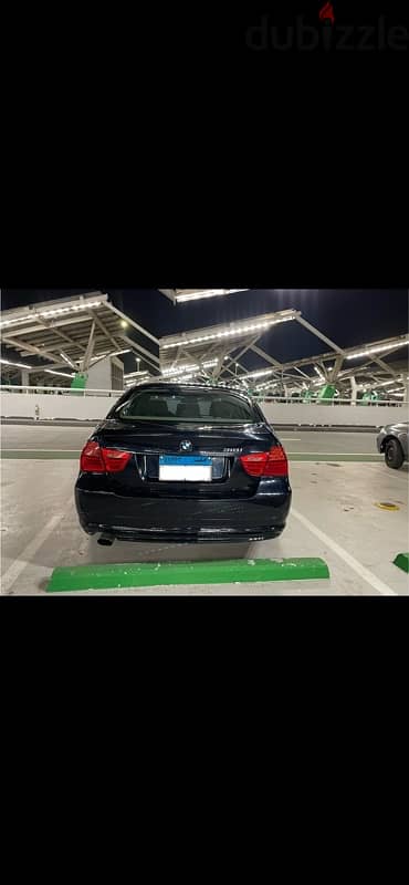 BMW 318 2011 2