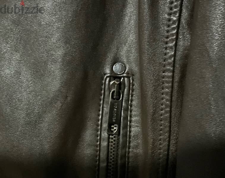 Strellson Leather Boss Massimo Dutti Lacoste Zara Tommy Hilfiger Polo 4