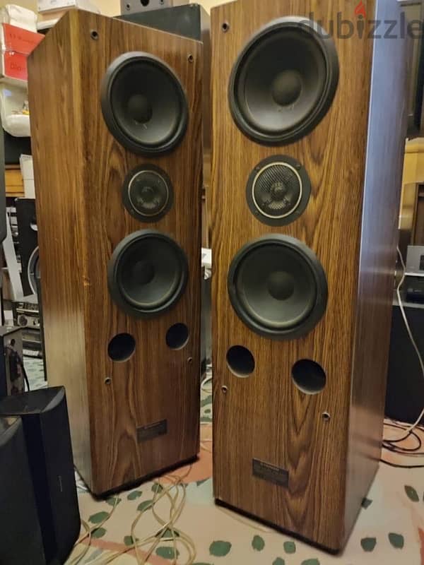 Pioneer speakers 1