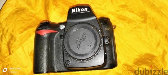 كاميرا Nikon D90 بحالة جيدة جداً جداً .