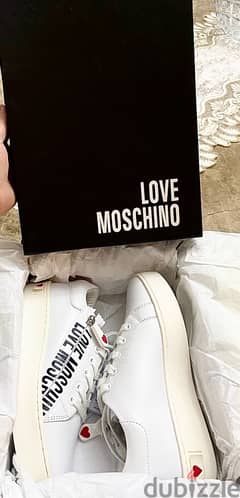 Love Moschino authentic shoes/sneaker - New - Size 37 0