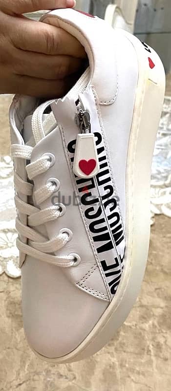 Love Moschino authentic shoes/sneaker - New - Size 37 1