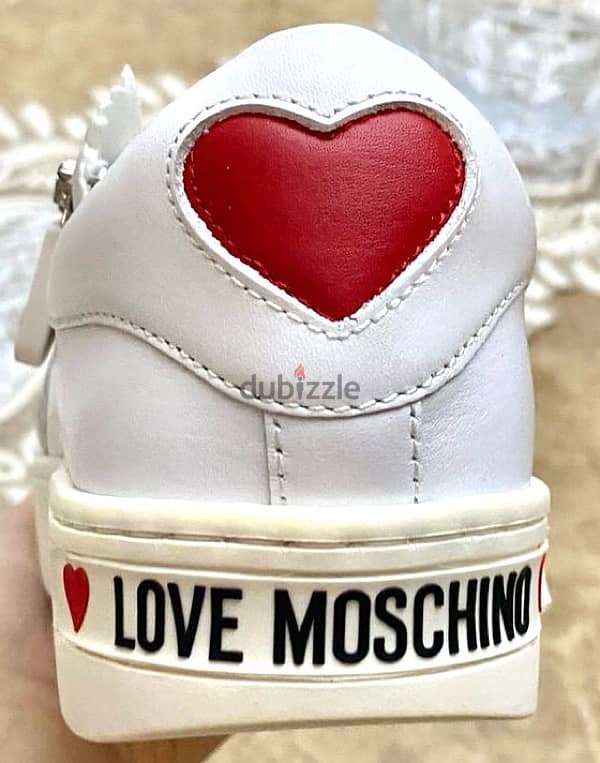 Love Moschino authentic shoes/sneaker - New - Size 37 3