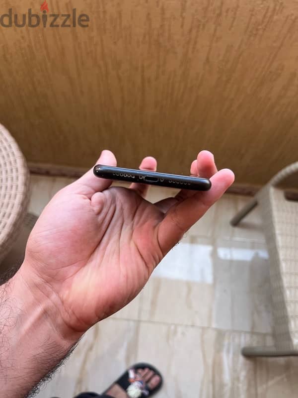 Iphone XR 64 GB 4