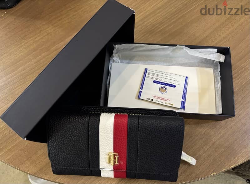 original tommy hilfiger wallet 7