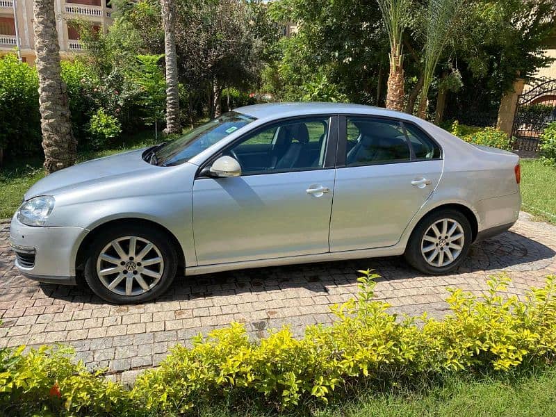 Volkswagen Jetta 2011 8