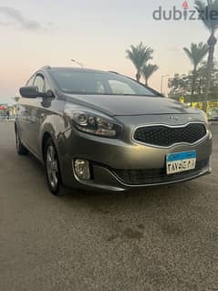 Kia Carens 2015 0