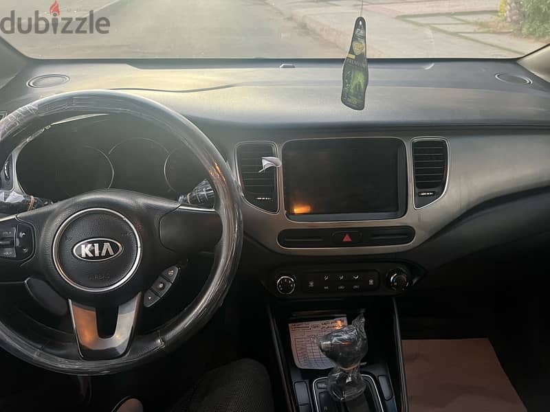 Kia Carens 2015 6