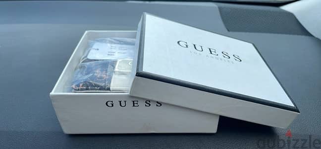 Guess - wallet