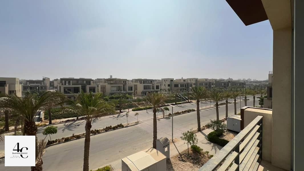 Apartment 248m with the largest area for sale in Best View on villas with installments 4 bedrooms at the lowest price in Palm Hills New Cairo 7