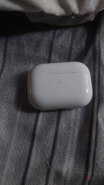 Apple airpods 2 (second generation)