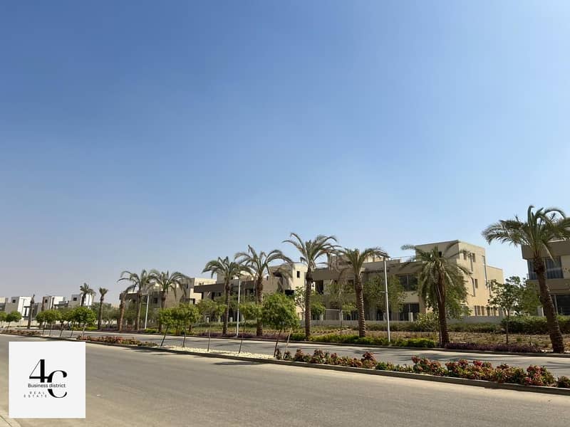 Apartment 248mwith installments 4 bedrooms at the lowest price with the largest area for sale in Best View on villas  in Palm Hills New Cairo 2