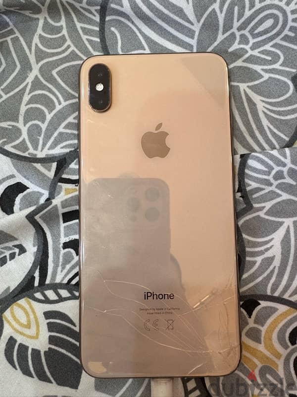 iPhone XS Max 64GB battery health 79% 1