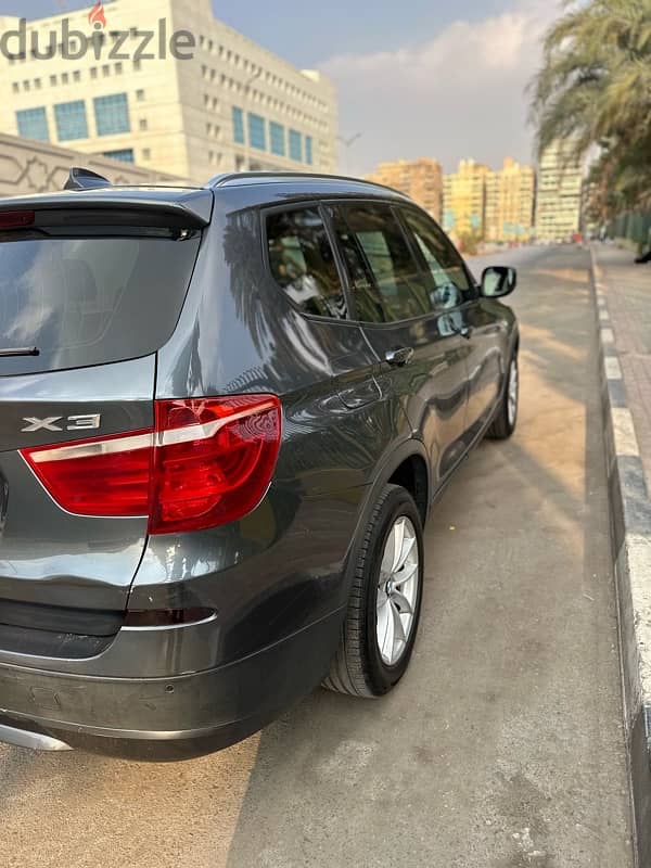 BMW X3 fabrikaa 6