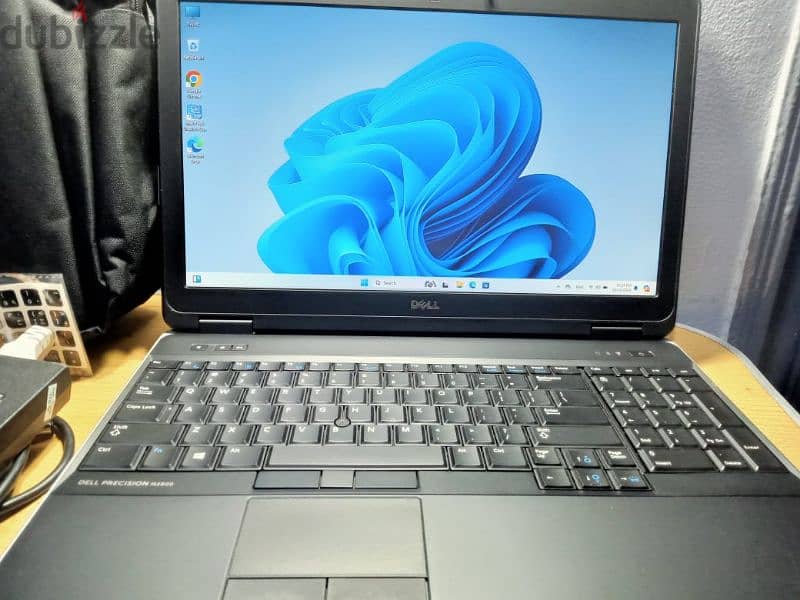 Dell precision ram 16 الجهاز من بلجيكا بهاردين وكارتين شاشه 2