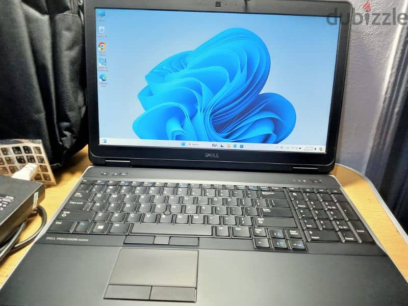 Dell precision ram 16 الجهاز من بلجيكا بهاردين وكارتين شاشه 12