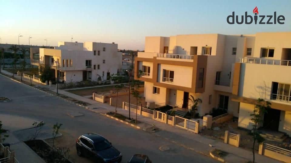 For sale, a townhouse, resale, 360 m, immediately finished, in the heart of Grand Heights, Sheikh Zayed 9