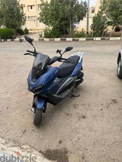 Scooter keeway vieste 200 للبيع