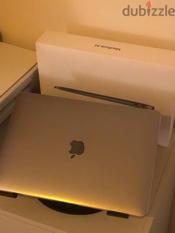 Apple MacBook Air M1 5