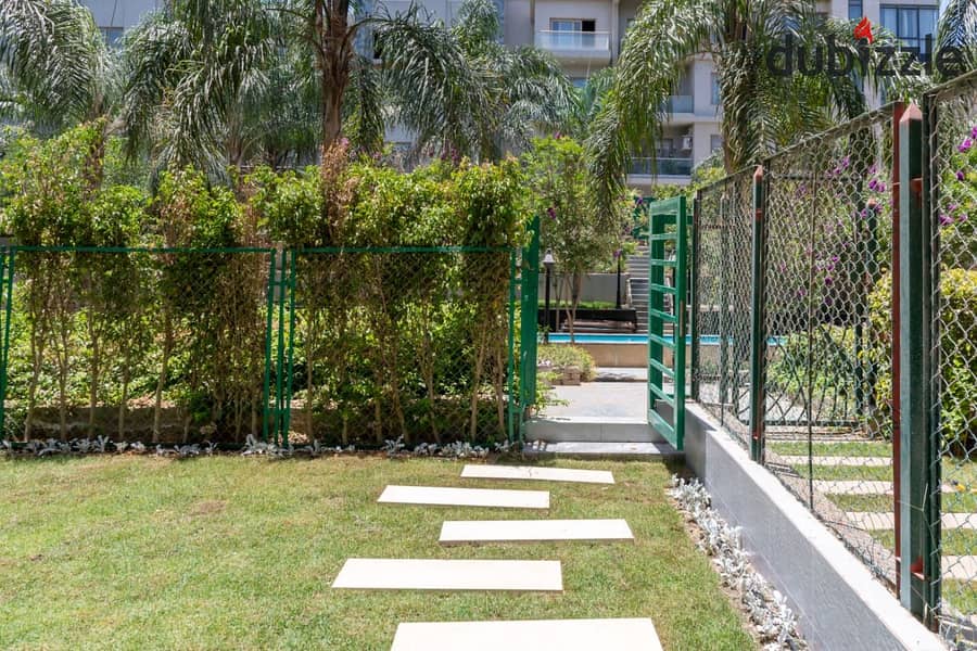 Apartment for rent, 196 meters and garden 180 meters, in Galleria Moon Compound, Fifth Settlement 15