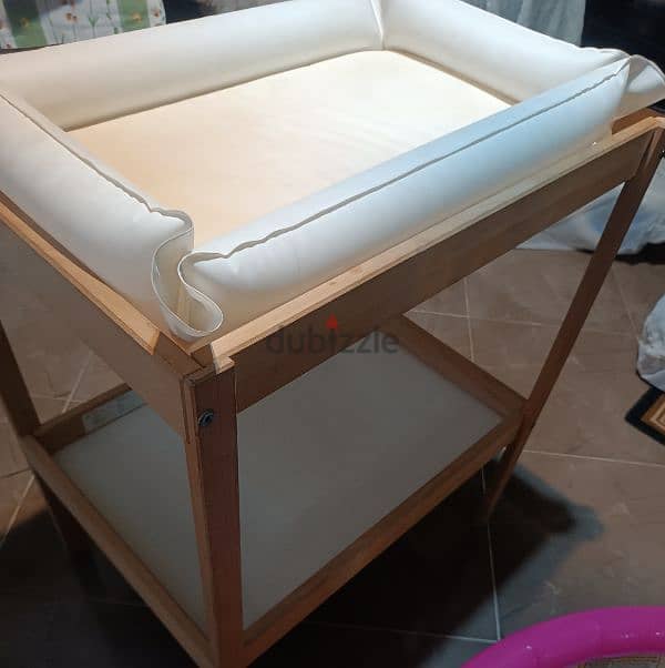 Ikea changing table with babycare mat ترابيزة ايكيا لتغيير الحفاضات 2