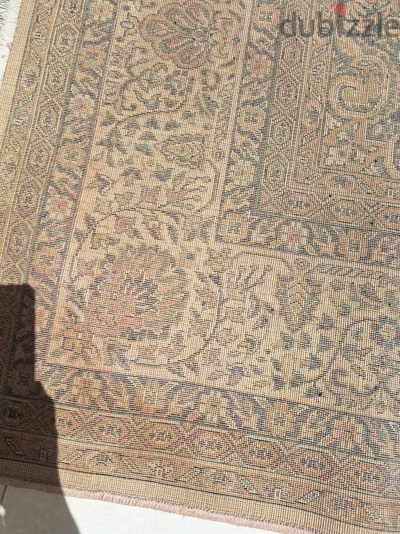 Machine Wool Carpet in mint condition 3