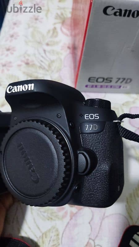 canon 77D 0