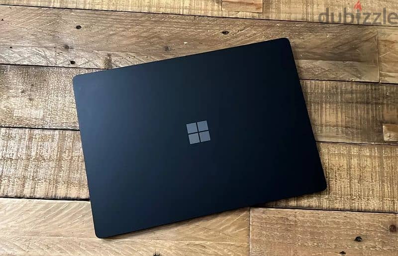 Microsoft Surface Laptop 3 13.5" TOUCH Intel i5 8GB 256GB 4