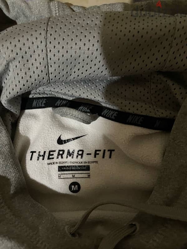 Original grey therma-fit nike hoodie 1