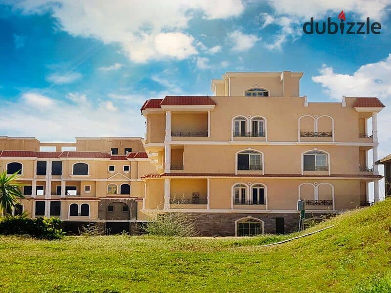 Duplex 272 m, a bargain, immediate delivery in Sheikh Zayed, next to Grand Heights, in installments 4