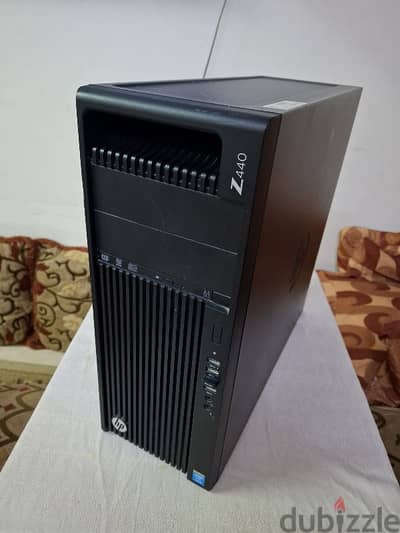 HP Z440 استعمال ثلاثة شهور