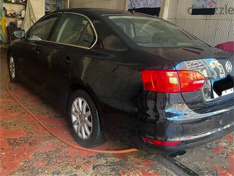 Volkswagen Jetta 2012 1