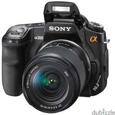 كاميرا Sony alpha a200 بحالة فوق الممتازه