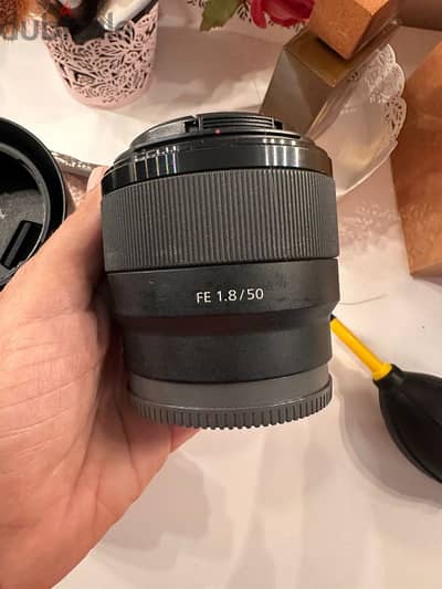 Lens