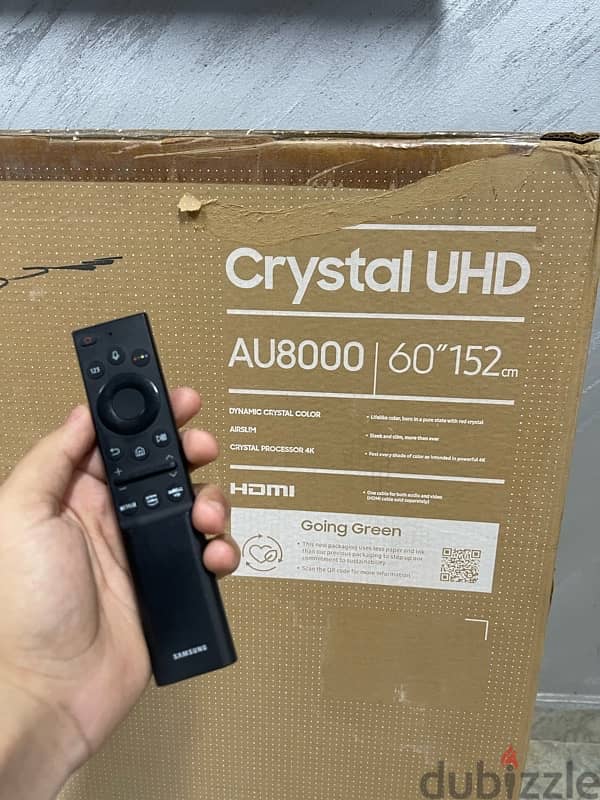 SAMSUNG  Crystal UHD  AU8000 60"152cm  شاشة للبيعCNN 3