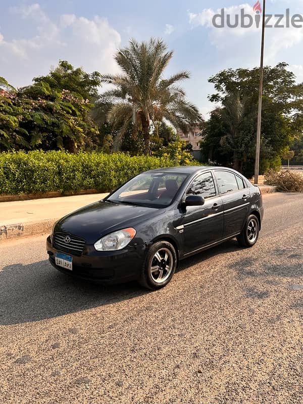 Hyundai Accent 2011 1