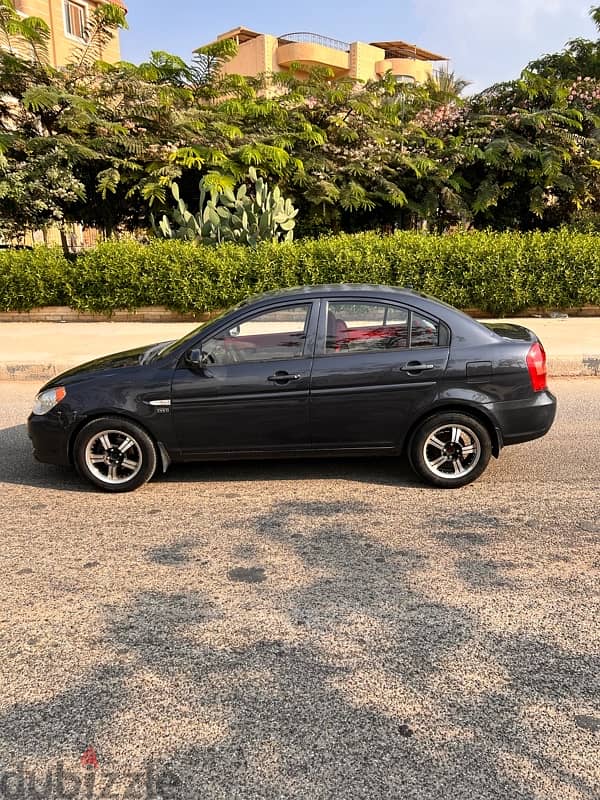 Hyundai Accent 2011 4