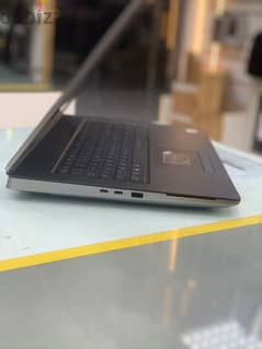 Dell Precision 7750 0