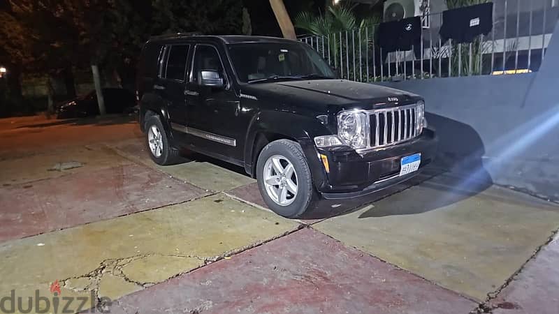 Jeep Cherokee 2009 حاله نادره 2