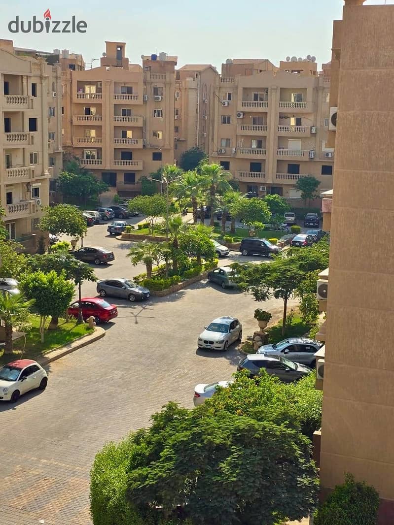 for sale apartment ready to move with installments in the Fifth Settlement next to the Waterway 1