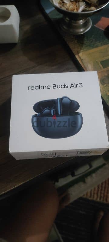 realme Buds Air 3 للبيع كسر زيرو معاها العلبه 5