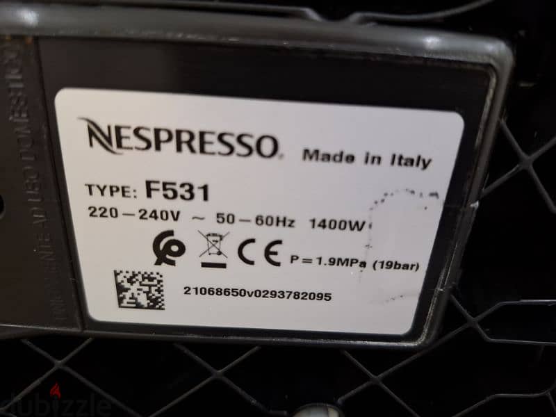 للبيع ماكينه اسبرسو كبسولات  ماركة نسبرسو  Nespresso Gran Lattissima 11