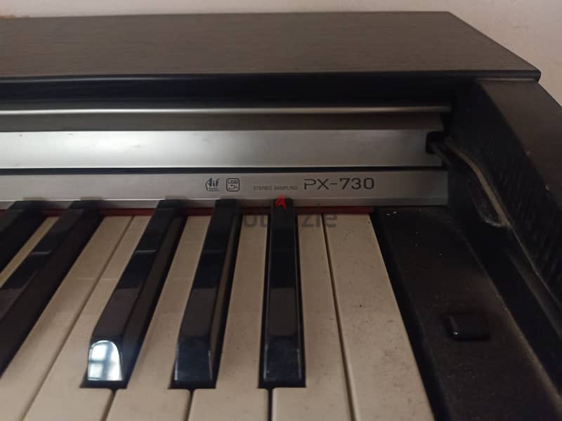 Casio E-Piano PX-730 1