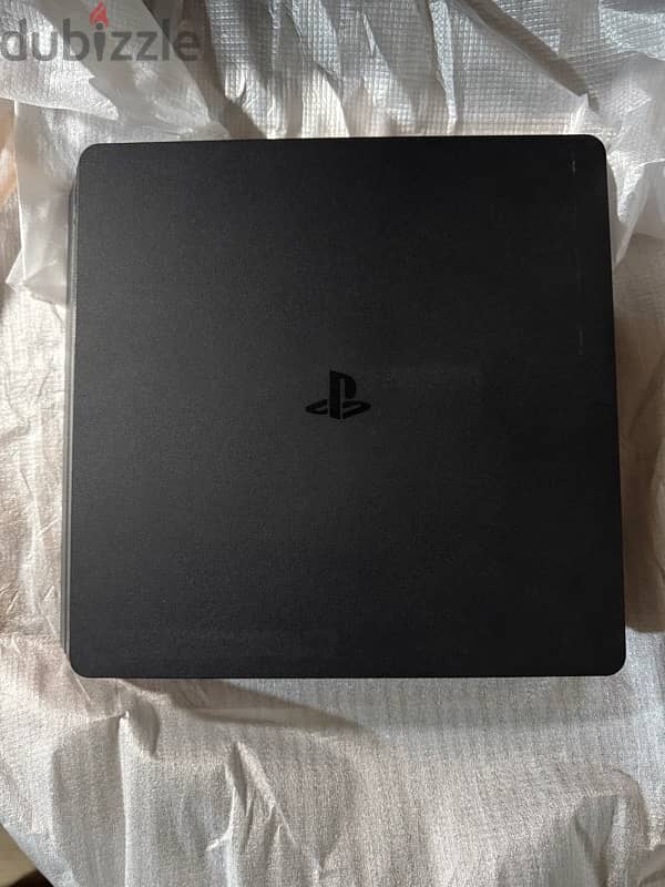 Playstation 4 Super Slim 500GB 2