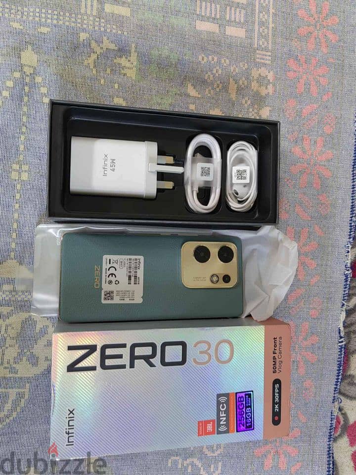 هاتف infinx zero 30 4g زيرو بكل مشتملاته ولسه في الضمان 1