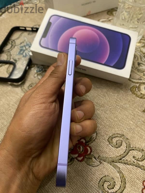 iPhone 12  128 بالعلبه 2